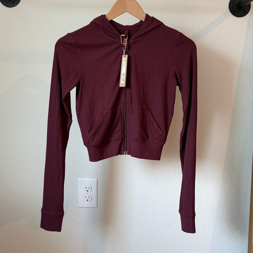 New Skims Soft Lounge Zip Up Hoodie Bordeaux - Picture 2 of 5